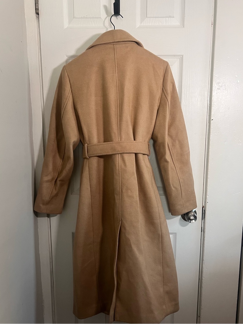 H&M Women’s Camel Belted Wrap Trench Coat | Size Medium | Oversized Style - Picture 3 of 4